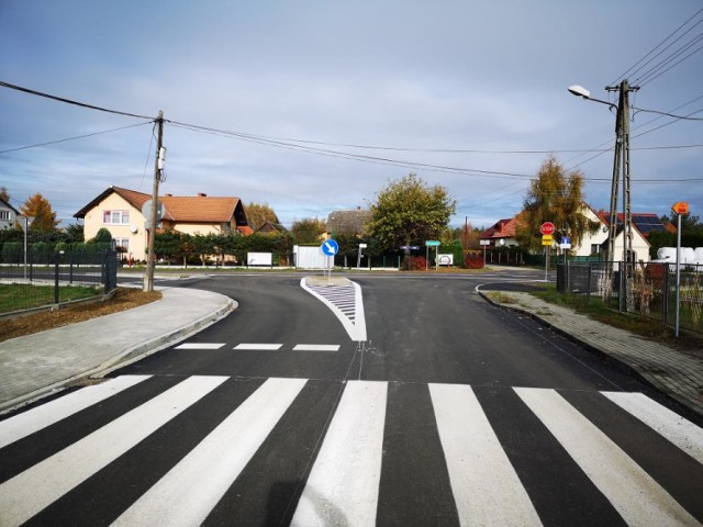 Remont ulic Budy oraz Bór objęły odcinek ponad 2,2 km. Wykonano m.in. przebudowę skrzyżowań.