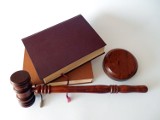 Porady prawne - gdzie warto jest się zgłosić po pomoc? 