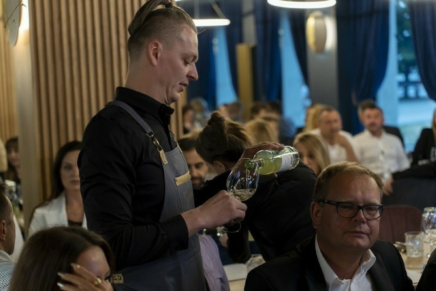 Restauracja i klub Bleik w Radomiu świętują swoje pierwsze urodziny. Zobacz na zdjęciach, jak wyglądało otwarcie lokalu