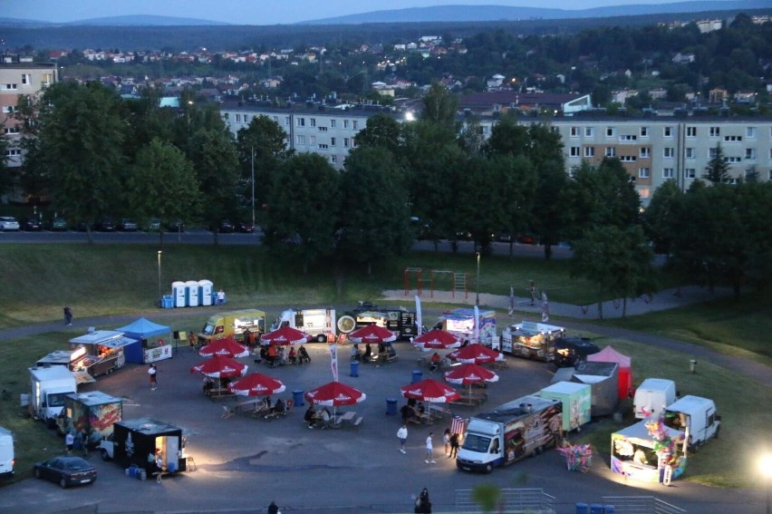 Pierwszy dzień Street Food Polska Festival na Szlakowisku w Starachowicach. Zobacz zdjęcia