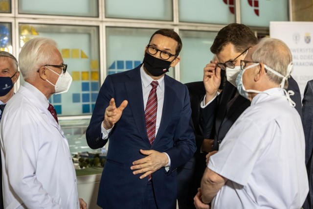 Premier Morawiecki podejmie decyzję o odwołaniu stanu epidemii w Polsce.