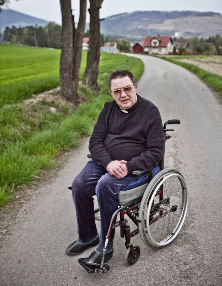 Trzetrzewina. Nie żyje ojciec Stanisław Olesiak, sądecki duszpasterz środowisk osób niepełnosprawnych [ZDJĘCIA]