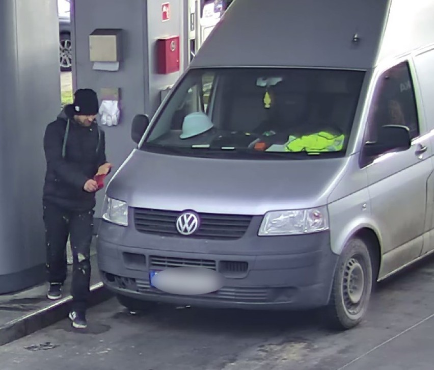 Pruszcz Gdański: Szukają sprawcy kradzieży paliwa na stacji. Rozpoznajesz go? Skontaktuj się z Policją