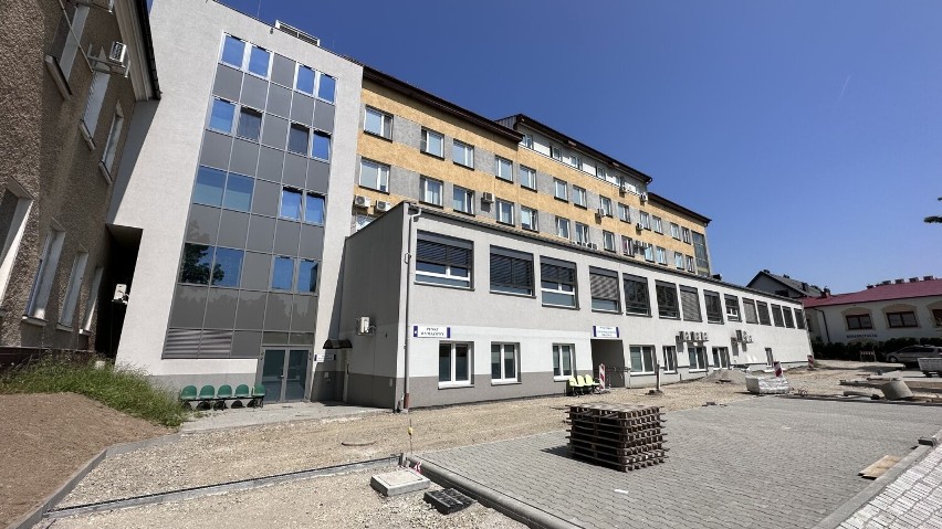 Budowa nowego parkingu przy szpitalu w Bochni z wjazdem od...