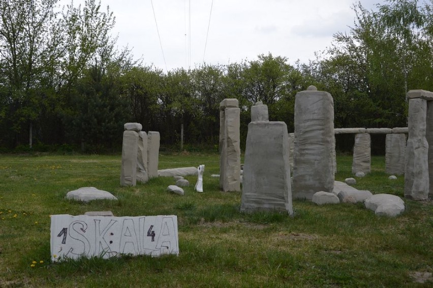 Skierniewicka replika megalitycznego Stonehenge [ZDJĘCIA]