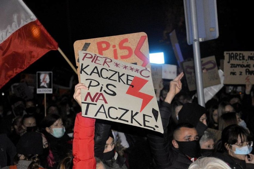 Oto hasła strajku kobiet w Głogowie