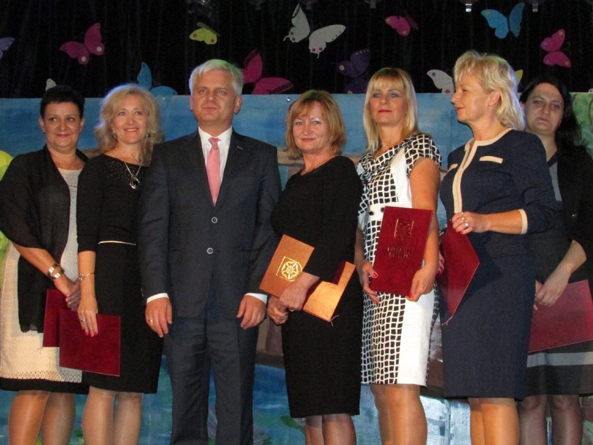 Nagroda burmistrza Września dla nauczycieli.