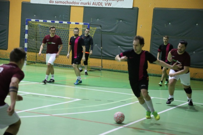 XV kolejka Wolsztyńskiej Amatorskiej Ligi Piłki Nożnej Halowej