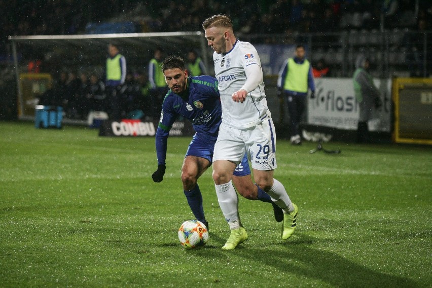 Lech Poznań przegrał z Miedzią Legnica 2:3