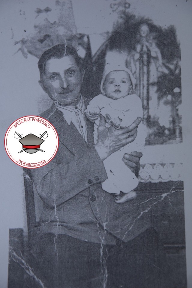 Józef Ignasiak ze swoją wnuczką, czyli mamą naszej czytelniczki, która podzieliła się  z nami informacjami.