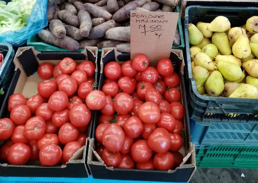 Pomidory 7-8 zł