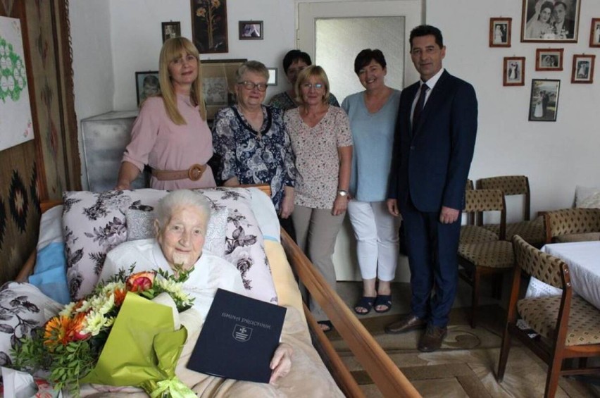 Pani Emilia Pietruszka z Pruchnika ma 100 lat [ZDJĘCIA]