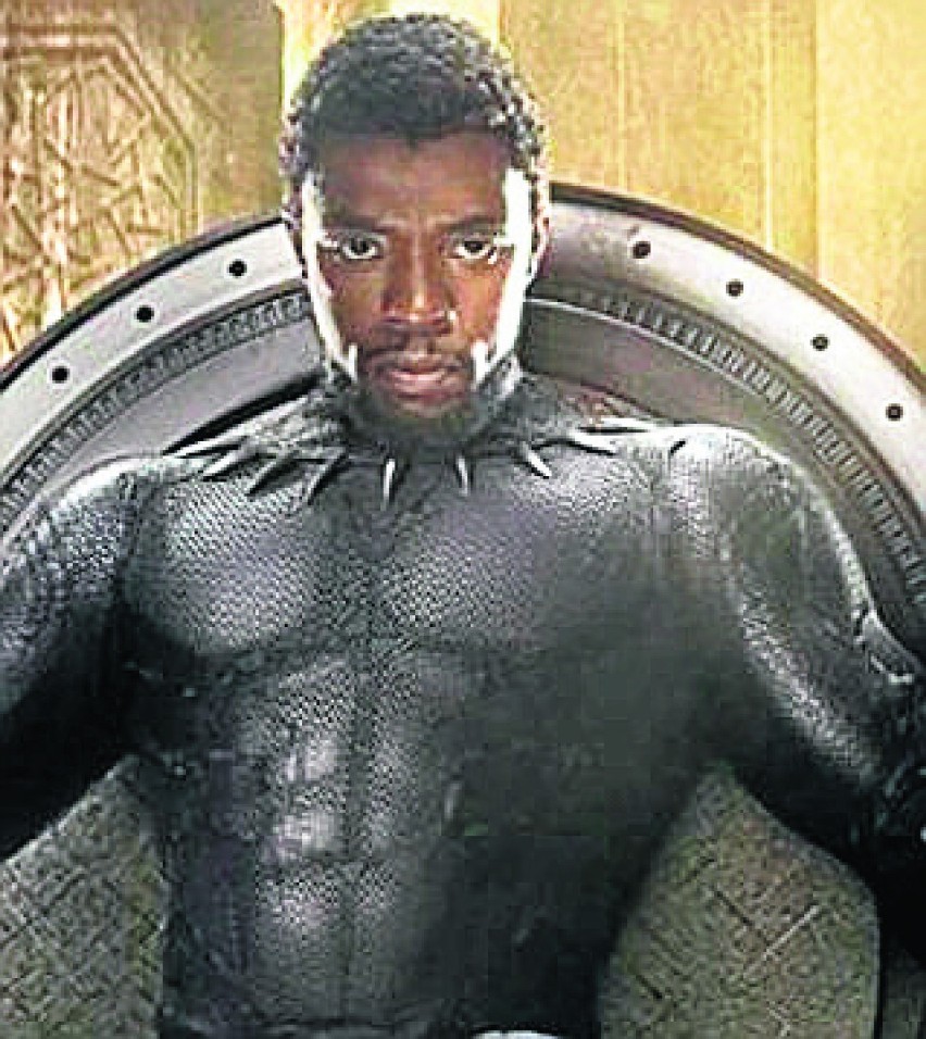 T’Challa po śmierci swojego ojca wraca do rodzinnego kraju,...