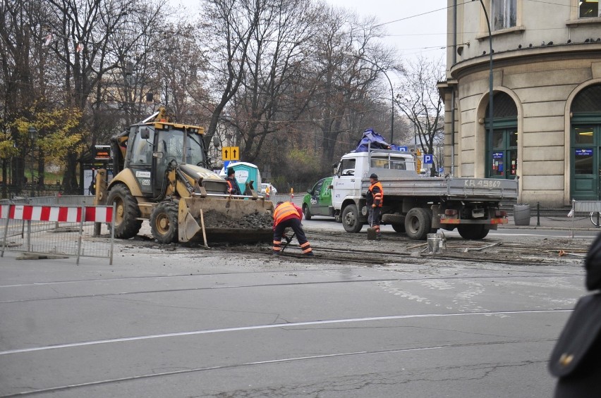 Remont przy Poczcie Głównej