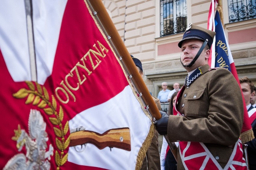 Tarnów. Obchody Święta Wojska Polskiego [ZDJĘCIA]