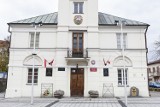 Radna chce usunięcia krzyża z sali ślubów w Urzędzie Stanu Cywilnego na Białołęce