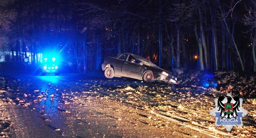 Wypadek w Szczawnie-Zdroju. Pasażerka auta trafiła do szpitala!