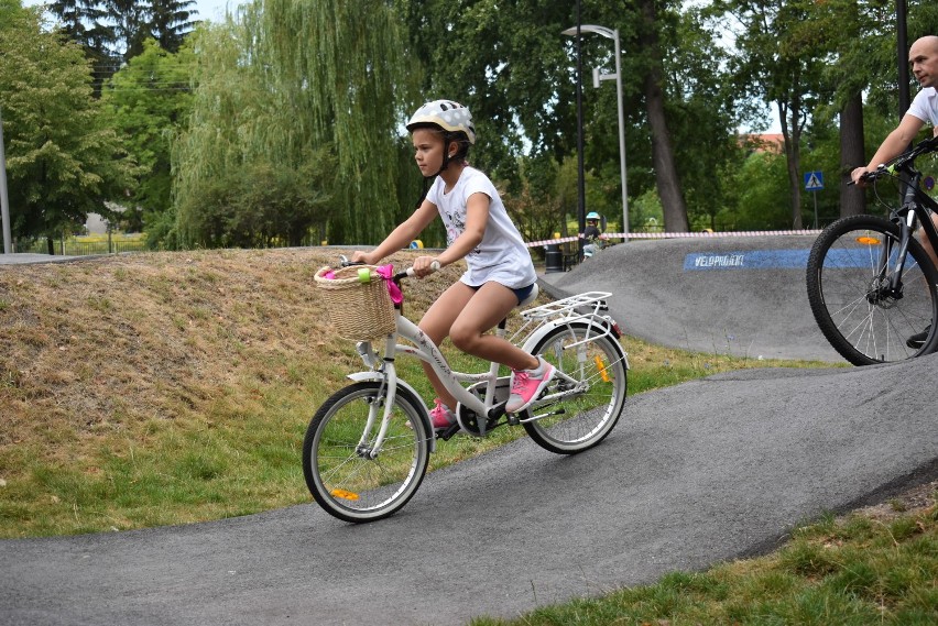 Akcja "Krosno Odrzańskie kocha rower" na pumptrucku w Parku...