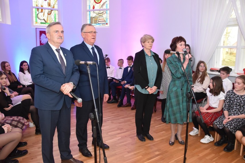 Muzyka, poezja i najlepsze życzenia. Taki był Dzień Kobiet w Granowie!