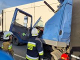 Wypadek na autostradzie A1 w okolicach Radomska. Zderzyły się dwie ciężarówki. ZDJĘCIA