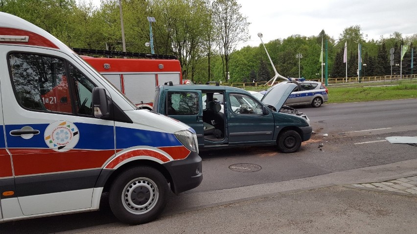 Wypadek w Katowicach na Chorzowskiej. Zderzyły się trzy...
