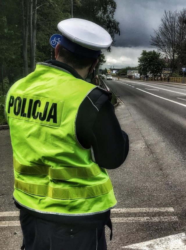 Pruszcz Gdański. Policjanci apelują o ostrożność na drodze