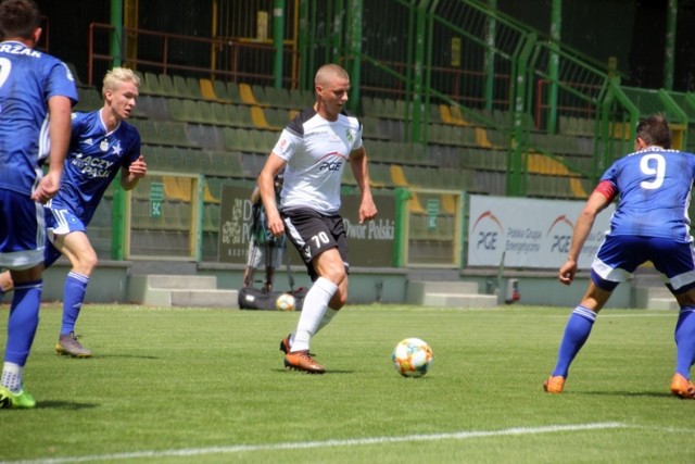 Jeszcze niedawno "Golo" grał w III lidze. Teraz w barwach PGE GKS strzelił dwa gole ekstraklasowej Wiśle Kraków