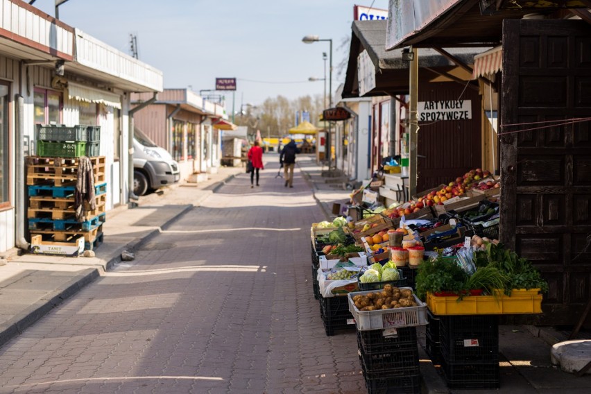 Bazar "Na dołku" w nowym miejscu