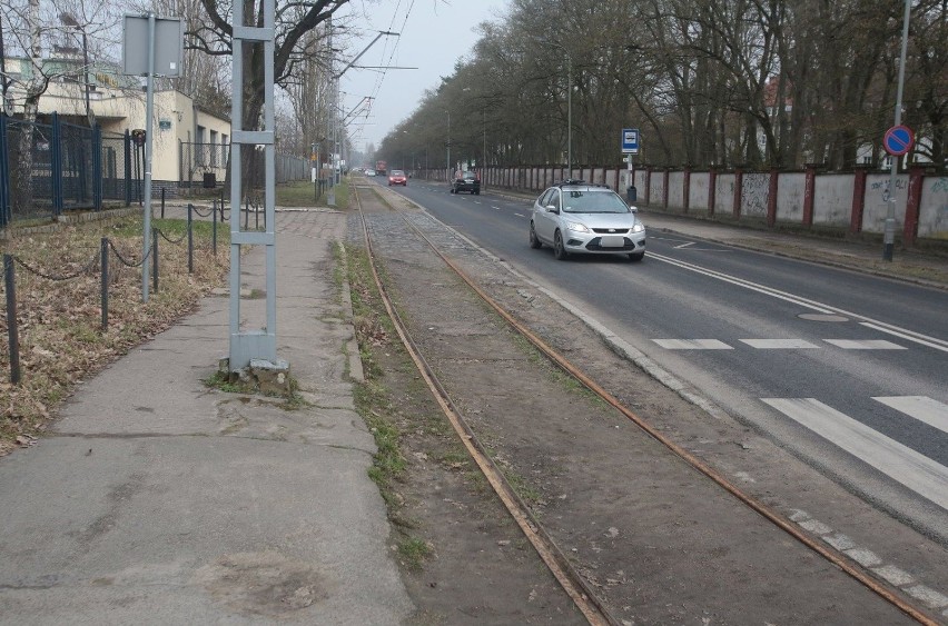 Odpowiedź ZDiTM na pomysł Czytelnika. Pojedziemy tramwajem przez ulicę Klonowica w Szczecinie? 
