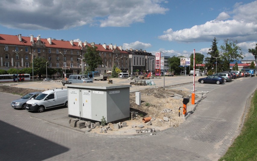 Przebudowa parkingu przy kinie Helios w Radomiu zbliża się...