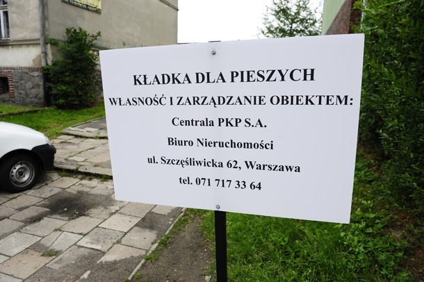 Władze Oleśnicy: Kładka nie jest nasza