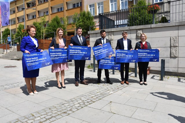 Parlamentarzyści przekazali samorządowcom z ziemi gorlickiej informacje o dotacjach z Polskiego Ładu