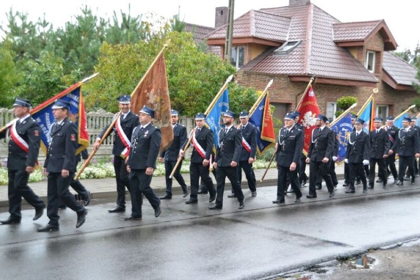 100- lecie OSP w Nowym Nakwasinie. Poświęcono nowy sztandar. ZDJĘCIA