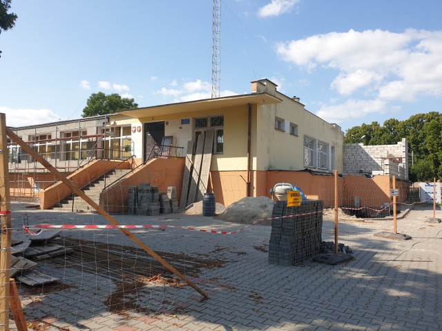 Remont Dobrzyńskiego Domu Kultury "Żak" ma zakończyć się w grudniu. W styczniu odbędzie się oficjalne otwarcie domu kultury