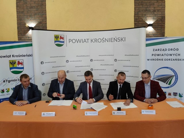 Podpisanie umowy na modernizację drogi Żytowań-Jaromirowice w gminie Gubin.