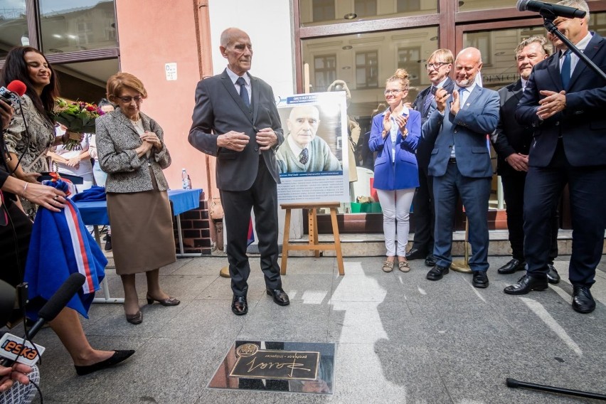 Kolejne Bydgoskie Autografy odsłonięto na ulicy Długiej! W...