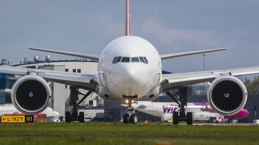 Samoloty szerokokadłubowe na Katowice Airport