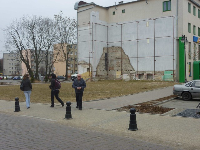 Teren po budynku dawnego kina Capitol przy ul. Kościuszki