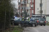 Dachowanie na ul. Konopnickiej w Malborku. Policja ustaliła, że kierowca pod wpływem narkotyku prowadził auto niedopuszczone do ruchu