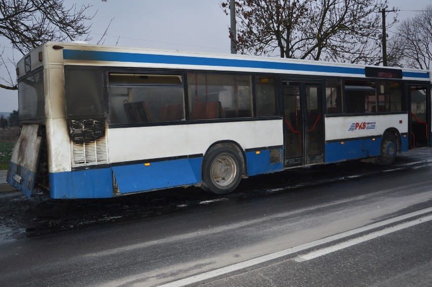 Pożar autobusu w Otłówku