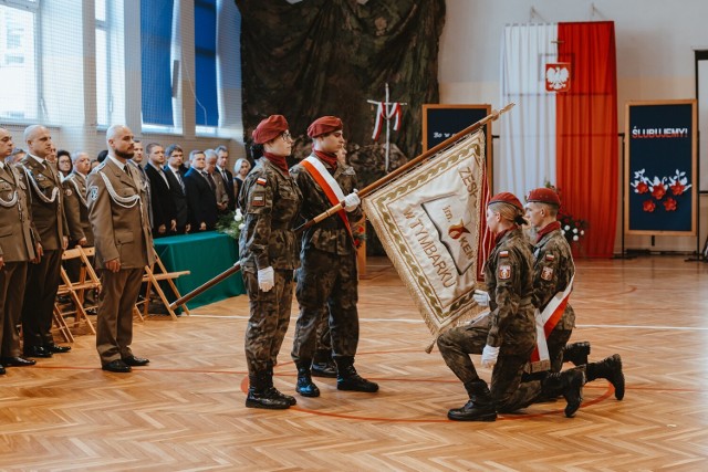 Ślubowanie uczniów klas pierwszych przyciągnęło wielu gości