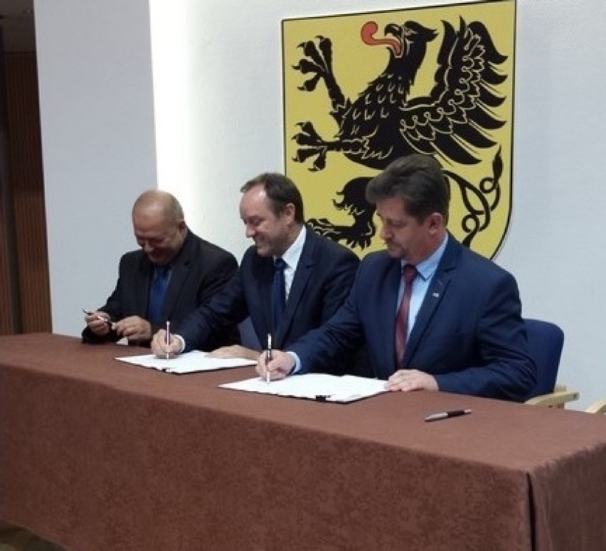 Burmistrz Malborka podpisał w imieniu Miejskiego Obszaru...