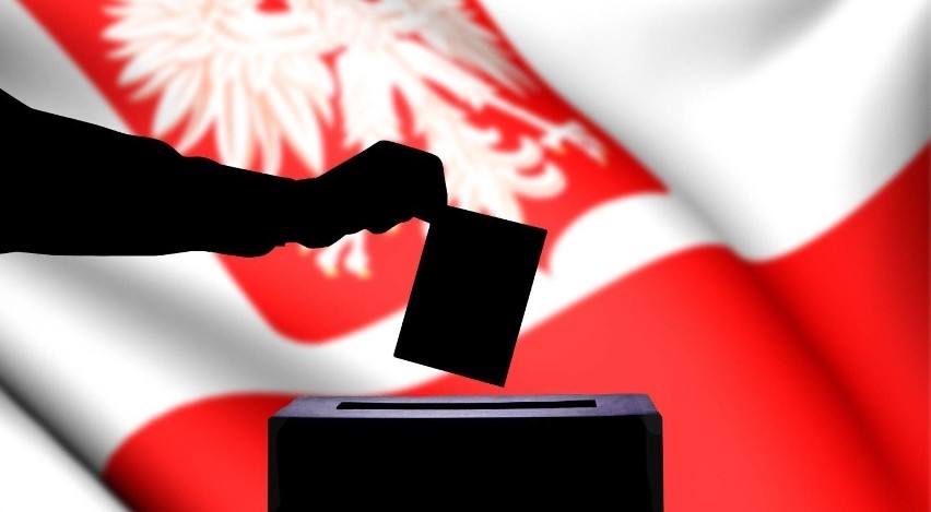 PKW podała frekwencję na godz. 12.00. Najwięcej głosów w województwach: mazowieckim, małopolskim i podlaskim