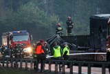 Wypadek na obwodnicy Trójmiasta. Ciężarówka przewróciła się na samochody osobowe [ZDJĘCIA]