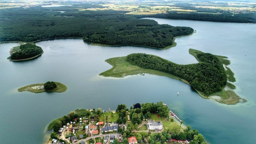Jezioro Niesłysz w Niesulicach leży niecałe 50 km od...
