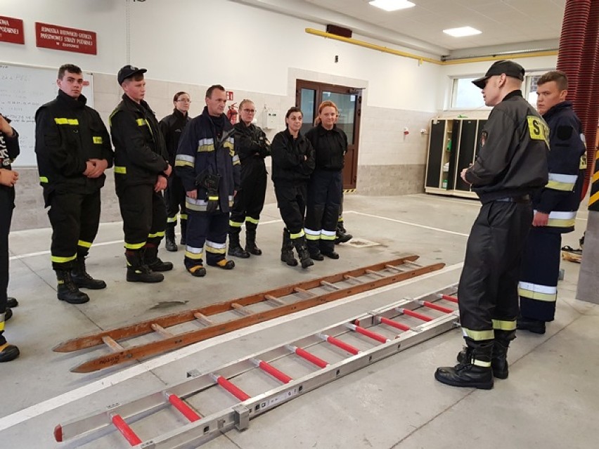 Szkolenie podstawowe strażaków ratowników Ochotniczych Straży Pożarnych