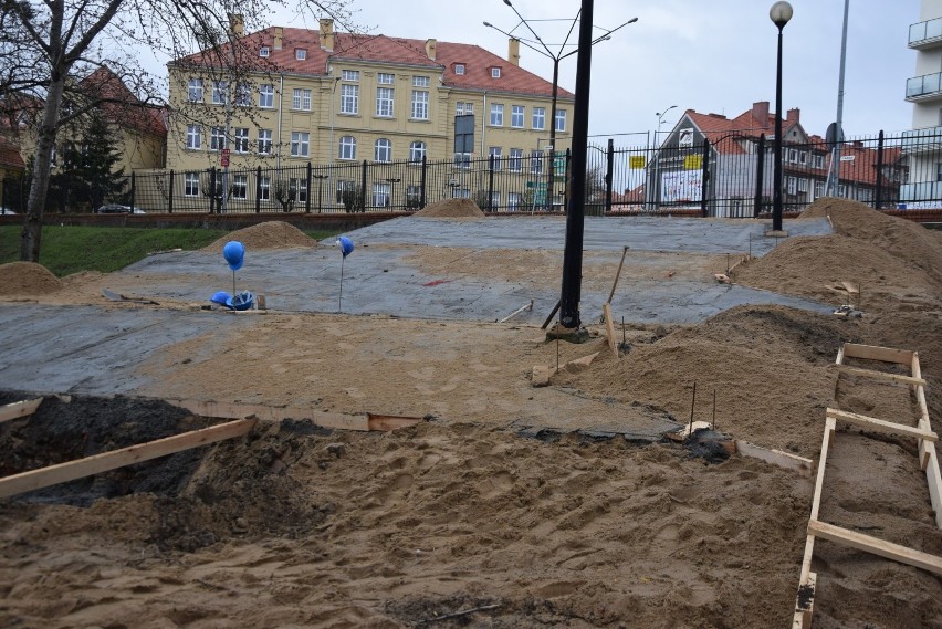 Rewitalizacja Parku Róż potrwa do końca wakacji. Kosztuje 6...