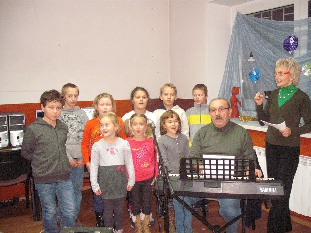 Od połowy października dzieci mogą uczestniczyć w zajęciach w Domu Ludowym w Choroniu.
