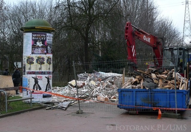 Budowa dworca w Sopocie: Z terenów przydworcowych znikają budynki. Tym razem kwiaciarnia [ZDJĘCIA]