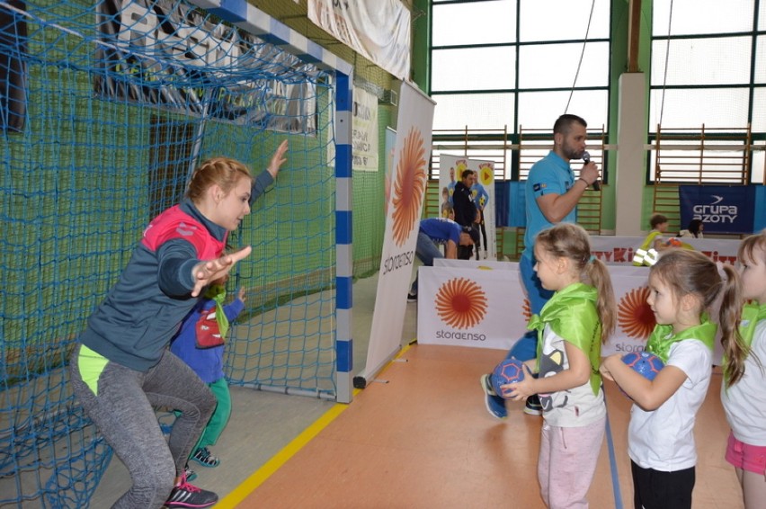Przedszkoliada w Przodkowie - 8 marca ponad 200 maluchów z Pomorza zawładnęło halą sportową FOTO